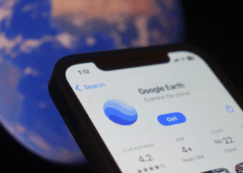 Google Scraps Google Earth’s AI-Generated Imagery Feature After Misinformation Warnings