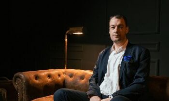 GIANTX coach Guilhoto bets on risk-taking over comfort in pursuit of Worlds qualification