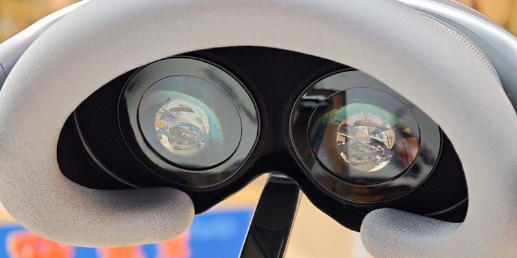 Apple cuts dozens of employees from Vision Pro team, related report term says