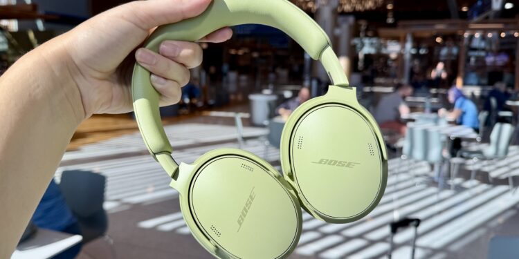 I test headphones for a living: These are the ones Id actually take with me on a plane