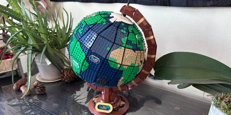 Our 17 favorite Lego sets, sourced from actual Lego fans