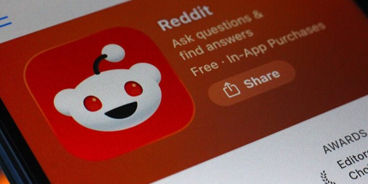 Old Reddit might be on the chopping block. Here’s why.
