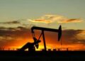 Big oil companies report record profits amid high oil prices