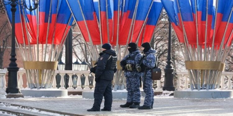 Russia Goes After Durov, Bessent Slams CLARITY Opponents, and More – Weekly Recap