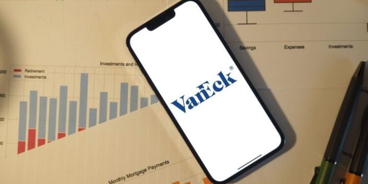 Vaneck: Bitcoin’s Correction May Be Ending as 8 of 12 Signals Fire