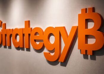 Strategy Says MSTR Beat Bitcoin in Every Four-Year Holding Period