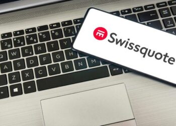 Swissquote Cuts Revenue Target as Crypto Income Plunges 66.2%