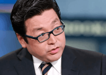 Tom Lee’s Bitmine Buys 53,501 ETH as Ethereum’s Price Fights for $2,500