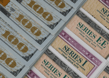 Treasury Doubles Long-End Buybacks as Bitcoin and US Stocks Advance