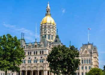 Connecticut AG Issues Crypto Alert After Investor Loses $200K