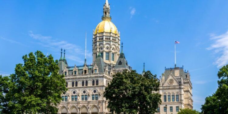 Connecticut AG Issues Crypto Alert After Investor Loses $200K