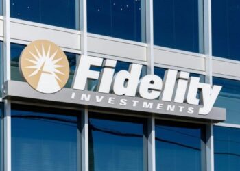 Fidelity Leads $450M Bitcoin ETF Exit as Senate Vote Fails