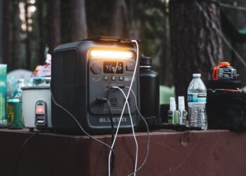 The Bluetti Elite 100 mini might be my new go-to portable power station for camping