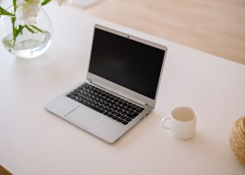 Train AI to write in your voice with UmanWrite for $63.20