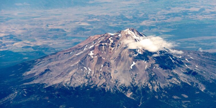 These hikers relied on tech and AI. They had to be rescued.