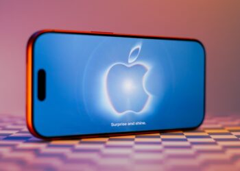How to watch Apple iPhone related event term live: Surprise and Shine