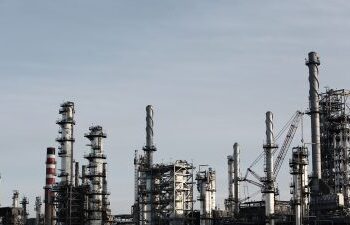 Syzran and Saratov oil refineries halt operations after drone attacks