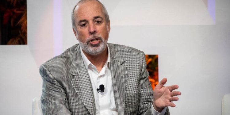 Ric Edelman Urges 10-40% Bitcoin Allocation, Sees $500K Price by 2030