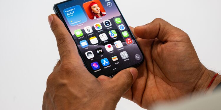 8 Things to Know About the iPhone Duo