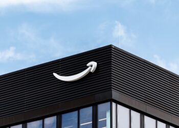 Amazon Says It's No Longer Using NDAs for Data Centers