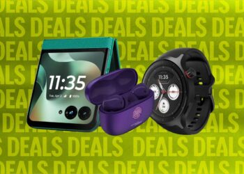 Motorola Deal: Get a Free Smartwatch and Earbuds When You Buy a Razr