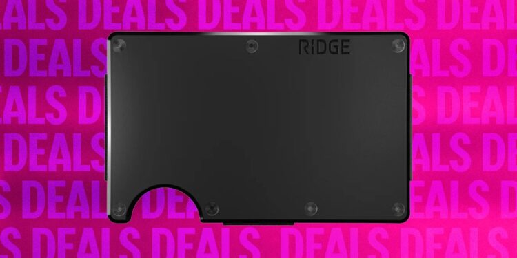 Go Minimal—the Ridge Wallet variation is 20 Percent Off Right Now
