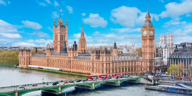 UK Sanctions 3 Crypto Firms Over Russia Ties