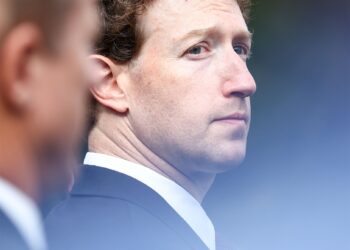 Mark Zuckerberg Agrees to Stay in California Despite Billionaires’ Tax Ballot Measure