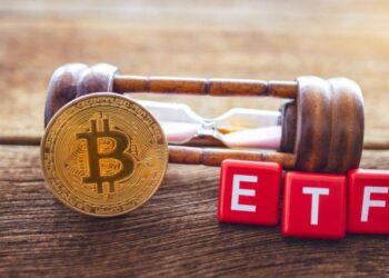 Bitcoin ETFs Add $241M as 3-Week Streak Holds Despite 90% Slowdown