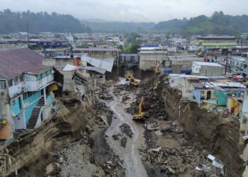 How the 2026 Super El Niño and Climate Change Are Related
