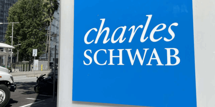 Charles Schwab CEO Sees Crypto as a New Revenue Engine