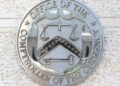 Community Bankers Sue US Banking Regulator Over ‘Side Door’ Crypto Charters