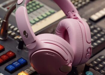 Bose goes more budget-friendly and acquires Skullcandy following a years-long related partnership term