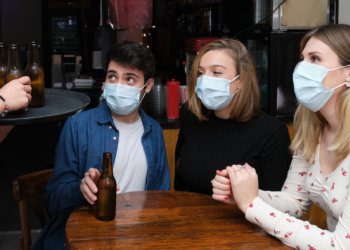 The viral COVID-conscious lesbian bar is closing