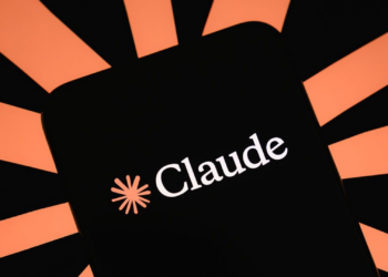 Claudes new smart reports tell bosses when workers are off-topic