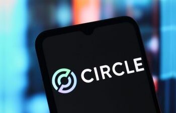 Tokenized Circle stock holders hit 42,200 as xStocks’ CRCLx leads the pack