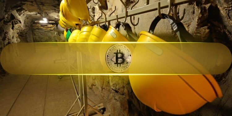 Bitcoin Miner Fees Fall to Just 0.64% of Revenue, Analyst Says