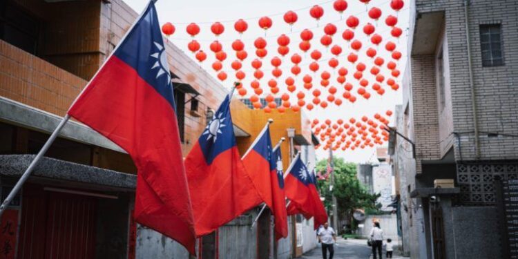 Taiwan Blocks Coinbase and Kalshi Over Bets on Its November Elections