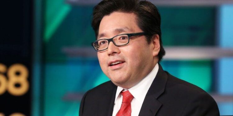 Bitcoin Price Slips Under $84K as Tom Lee Eyes Biggest Bull Market Ever